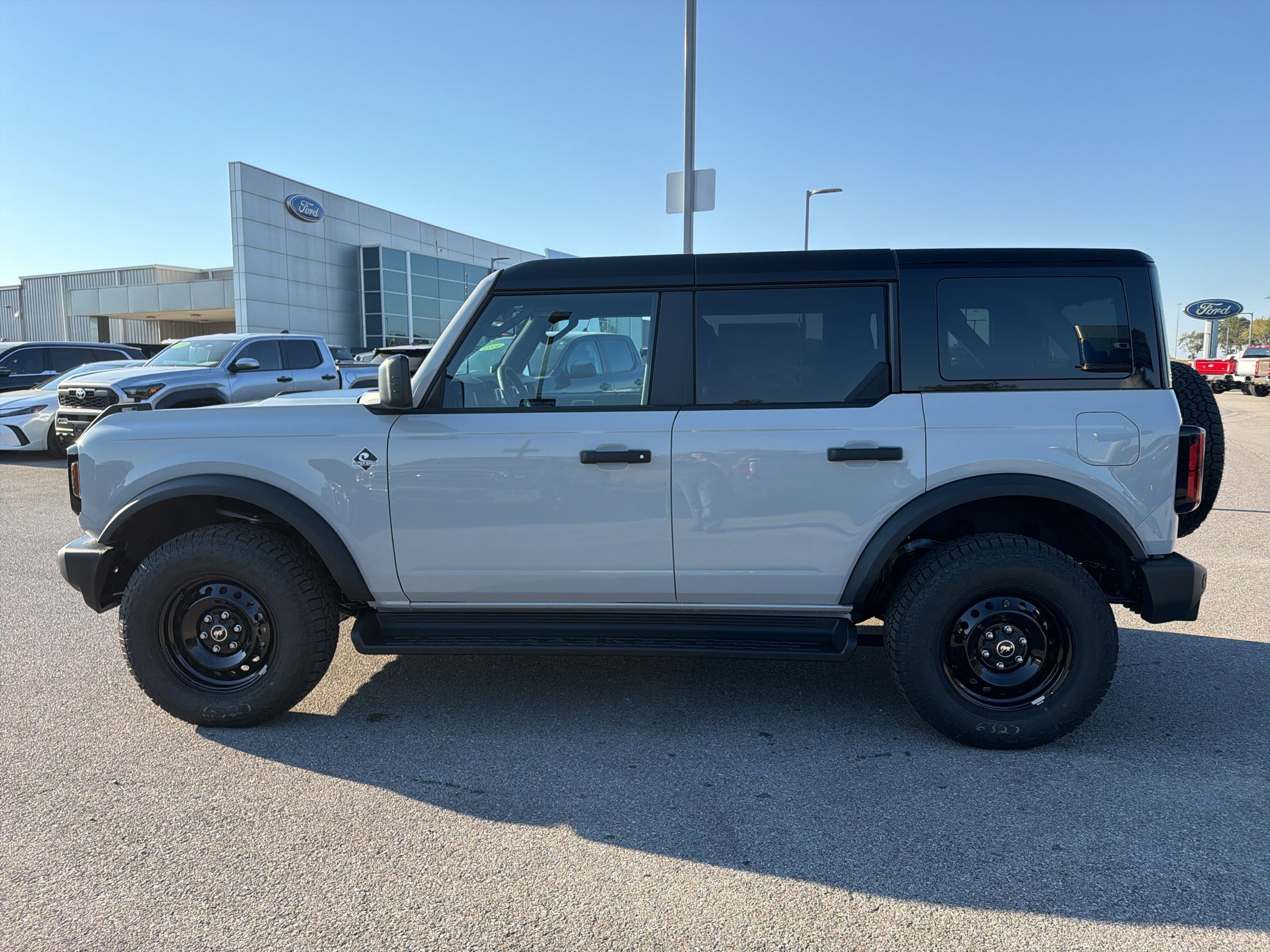 2026 Ford Bronco Outer Banks®