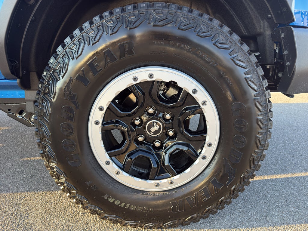 2025 Ford Bronco Base