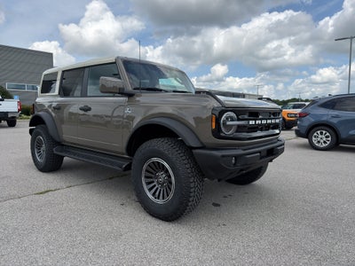 2026 Ford Bronco Outer Banks®