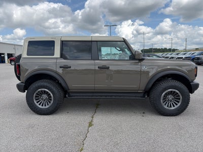 2026 Ford Bronco Outer Banks®