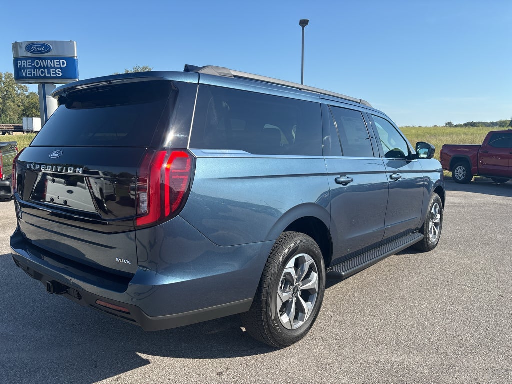 2027 Ford Expedition MAX Active