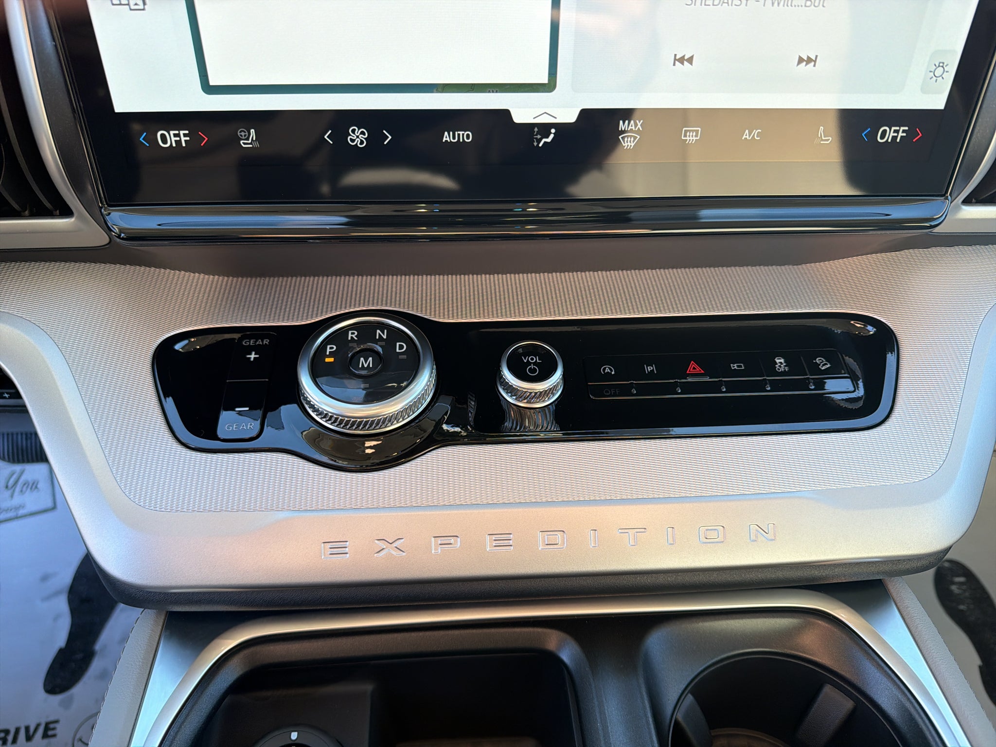 2027 Ford Expedition MAX MAX Active