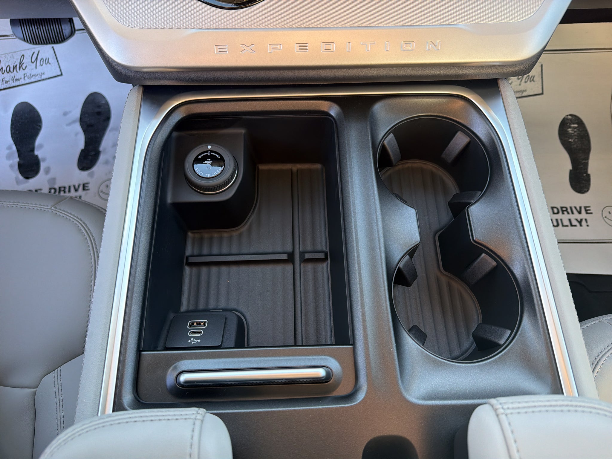 2027 Ford Expedition MAX MAX Active