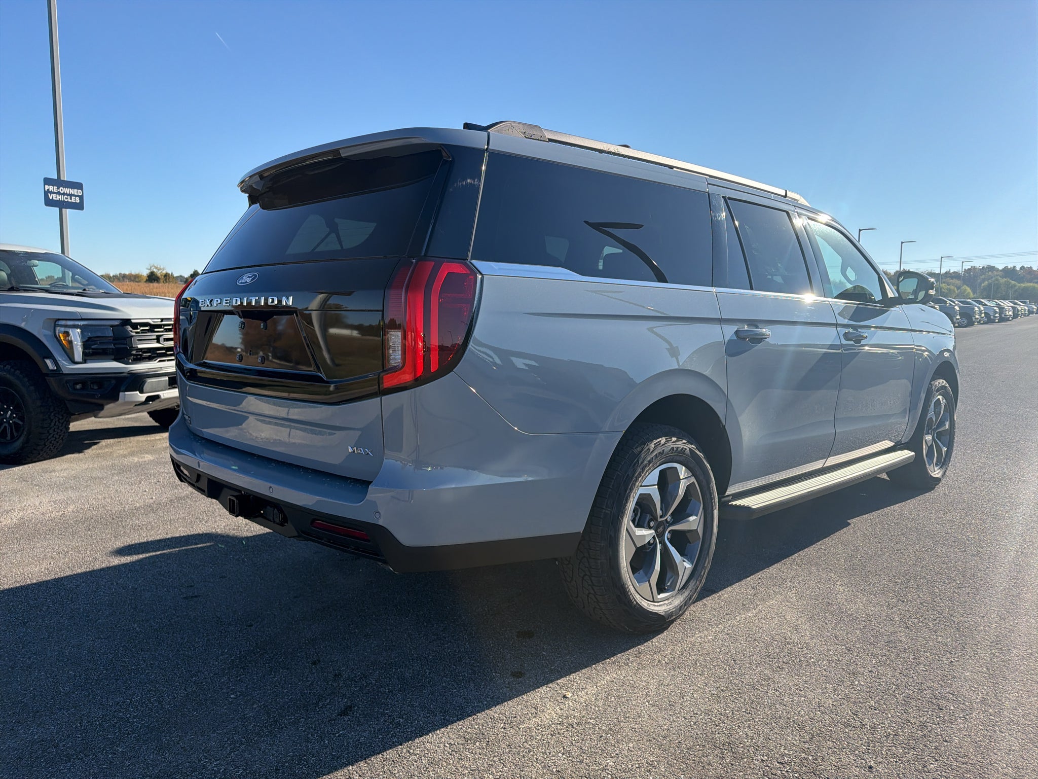 2027 Ford Expedition MAX MAX Active