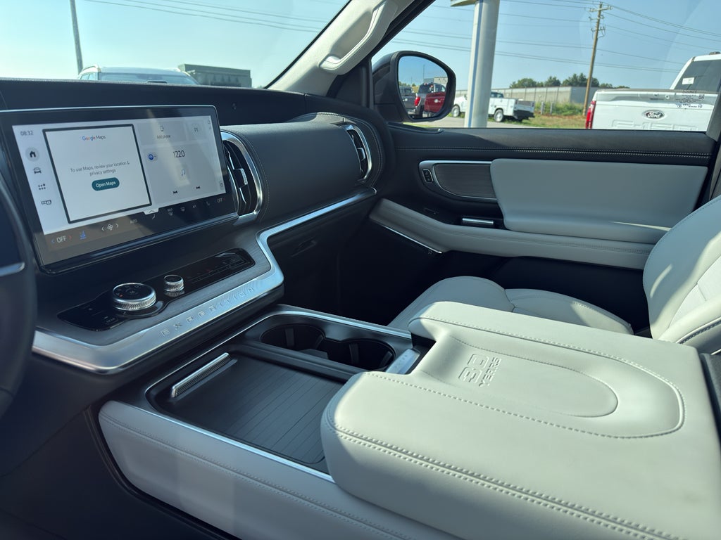 2027 Ford Expedition MAX MAX Platinum