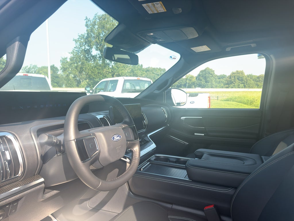 2027 Ford Expedition MAX MAX Platinum