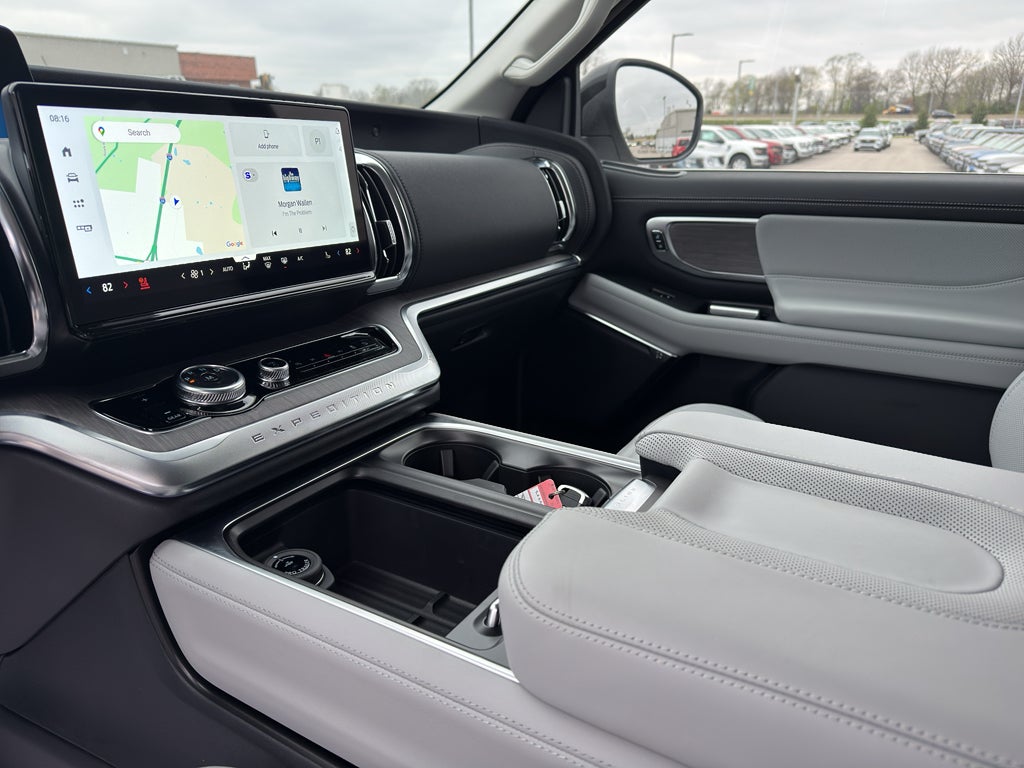 2026 Ford Expedition MAX MAX Platinum®