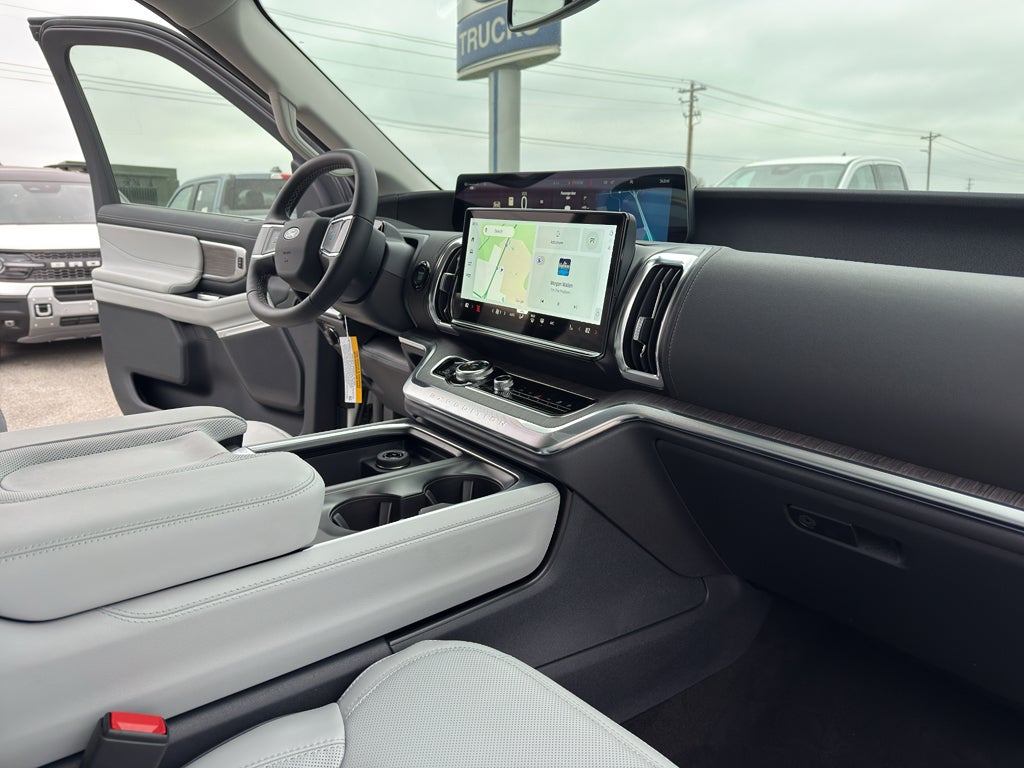 2026 Ford Expedition MAX MAX Platinum®