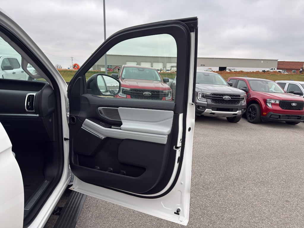 2026 Ford Expedition MAX MAX Platinum®