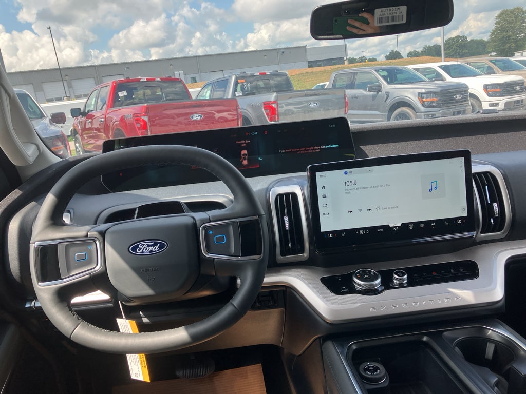 2027 Ford Expedition Active