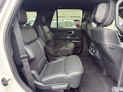 2026 Ford Expedition Platinum®