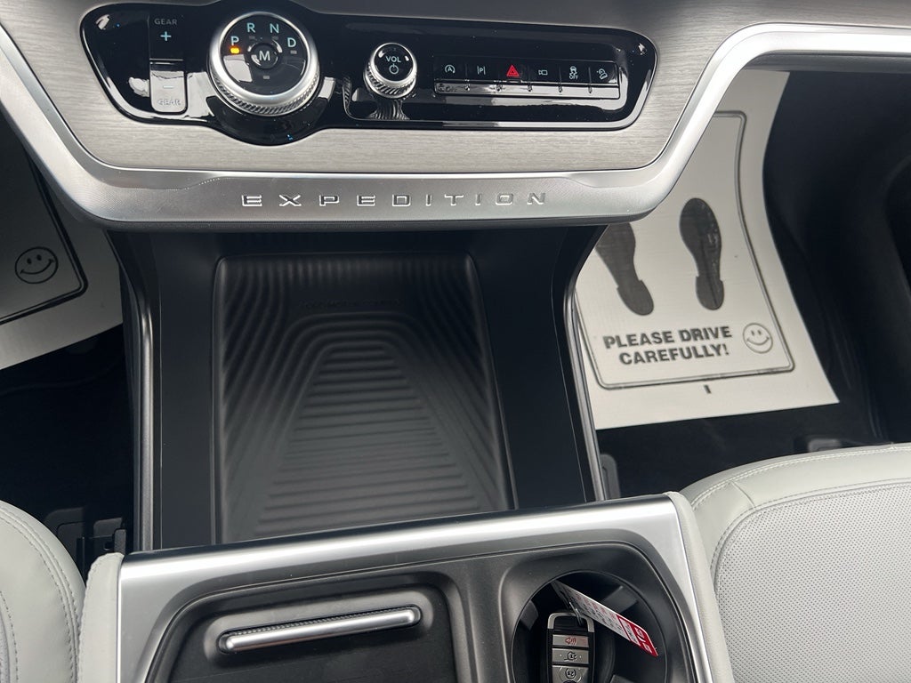 2026 Ford Expedition Platinum®