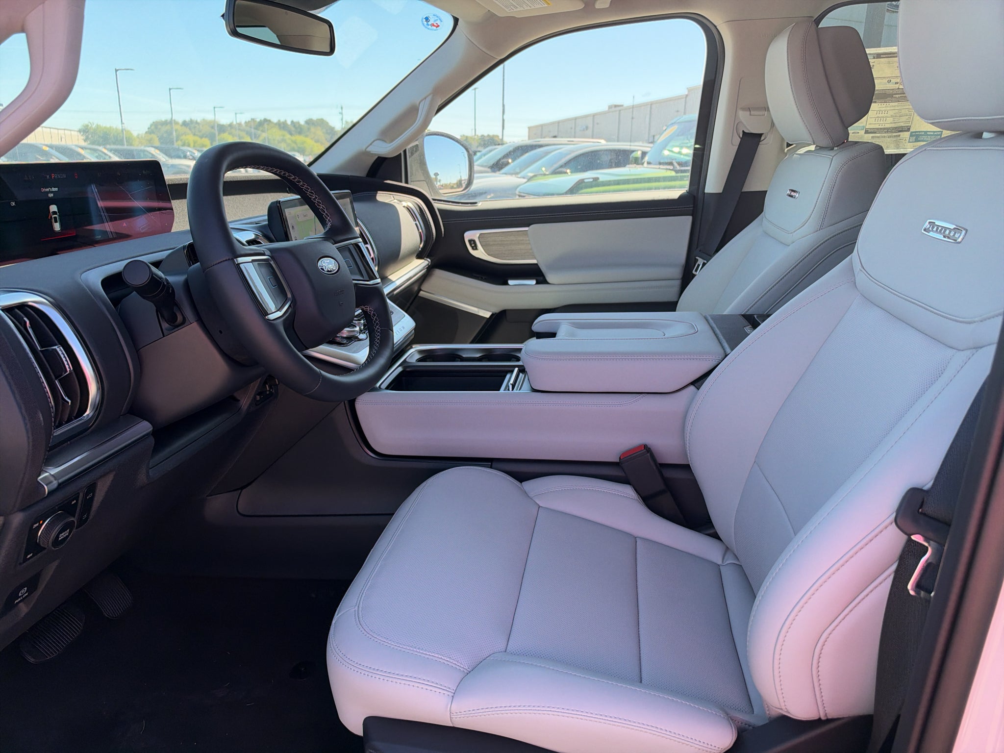 2026 Ford Expedition Platinum®