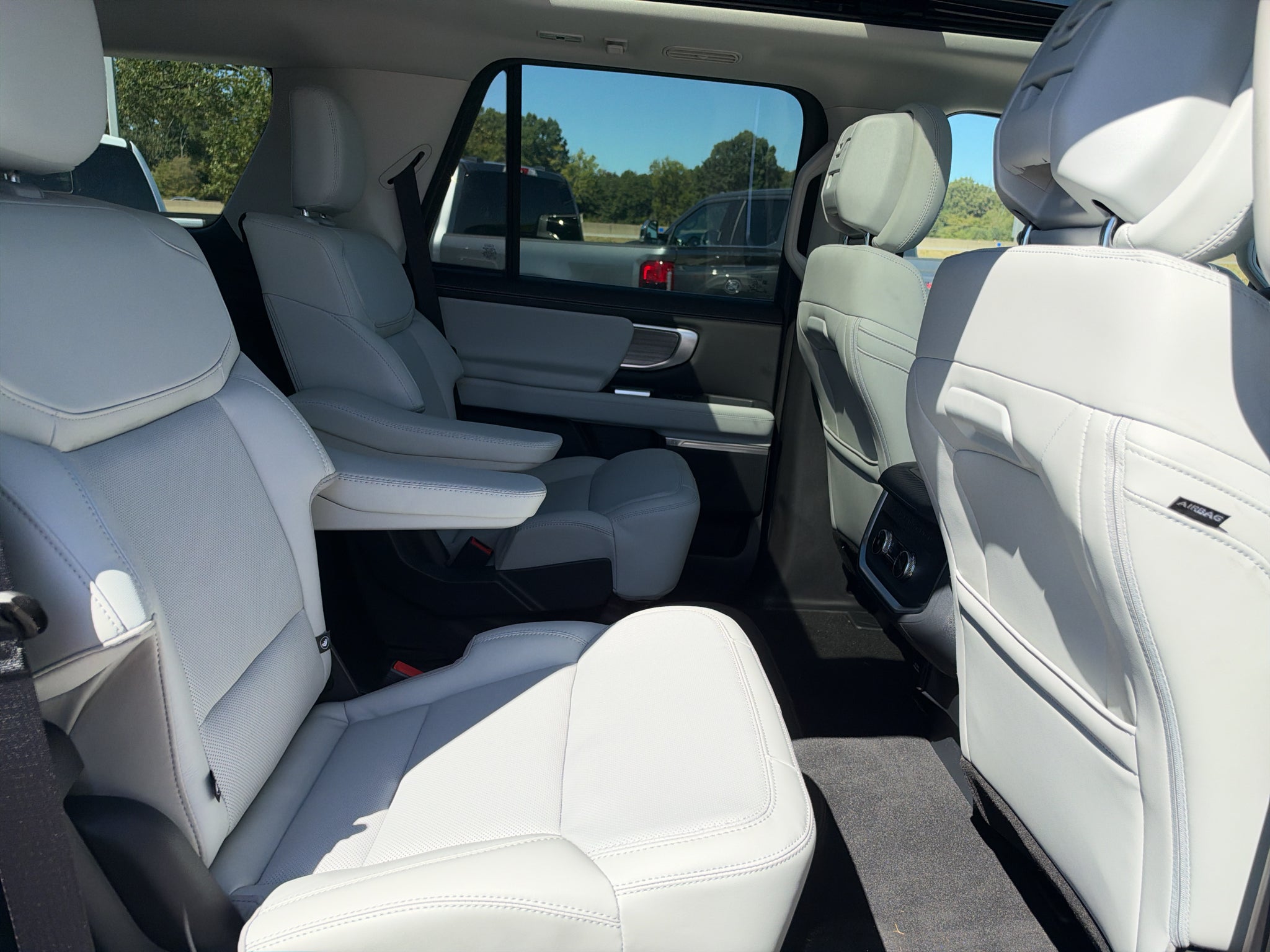 2026 Ford Expedition Platinum®