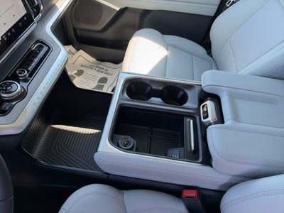2026 Ford Expedition Platinum®