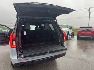 2025 Ford Expedition Platinum®