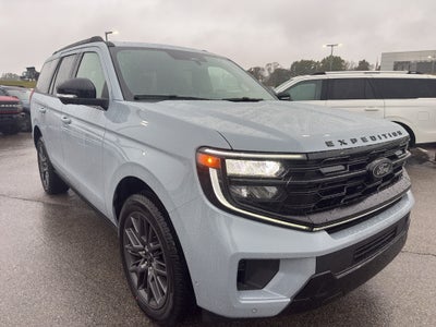 2025 Ford Expedition Platinum®