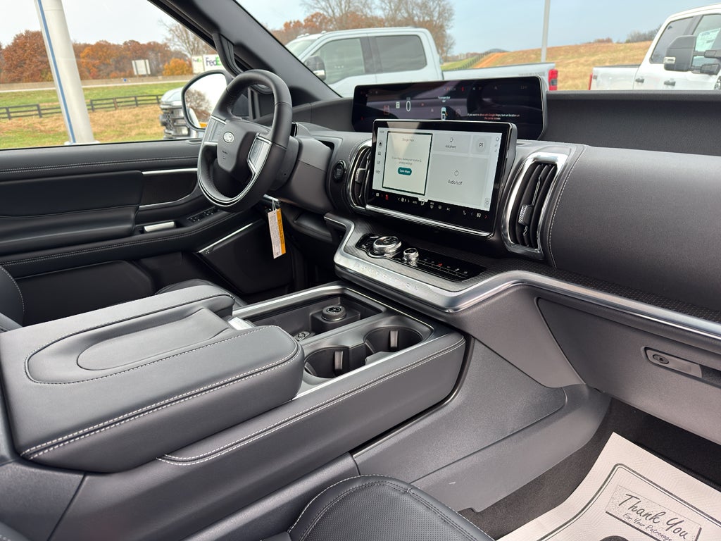 2025 Ford Expedition Platinum®