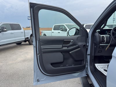 2025 Ford Expedition Platinum®