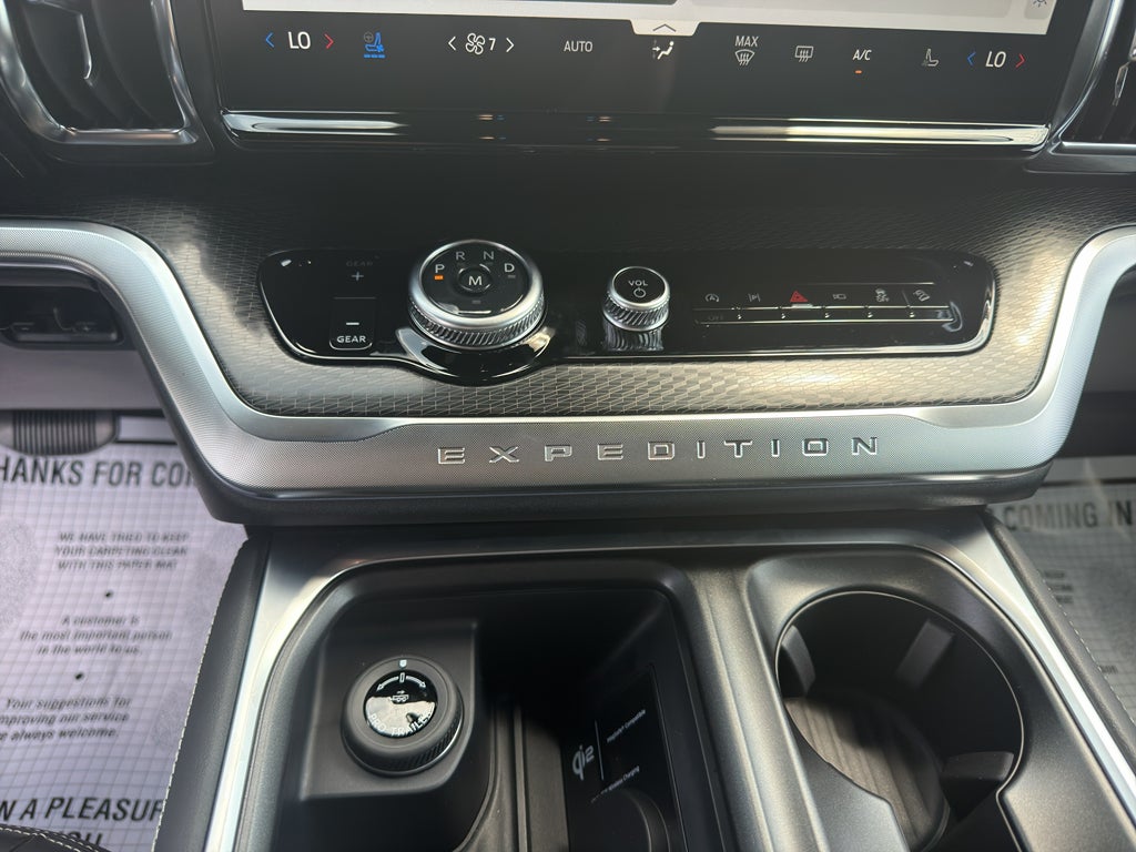 2027 Ford Expedition Platinum