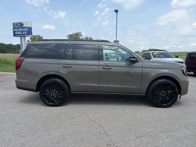2027 Ford Expedition Platinum