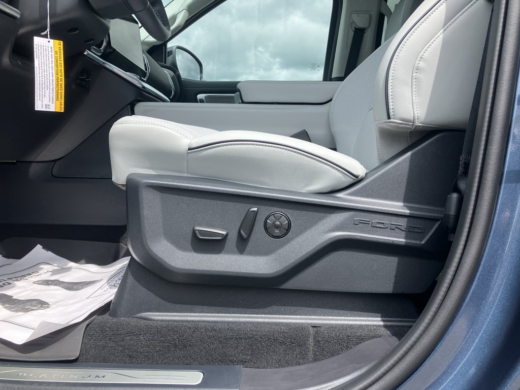2027 Ford Expedition 4X4 PLATINUM
