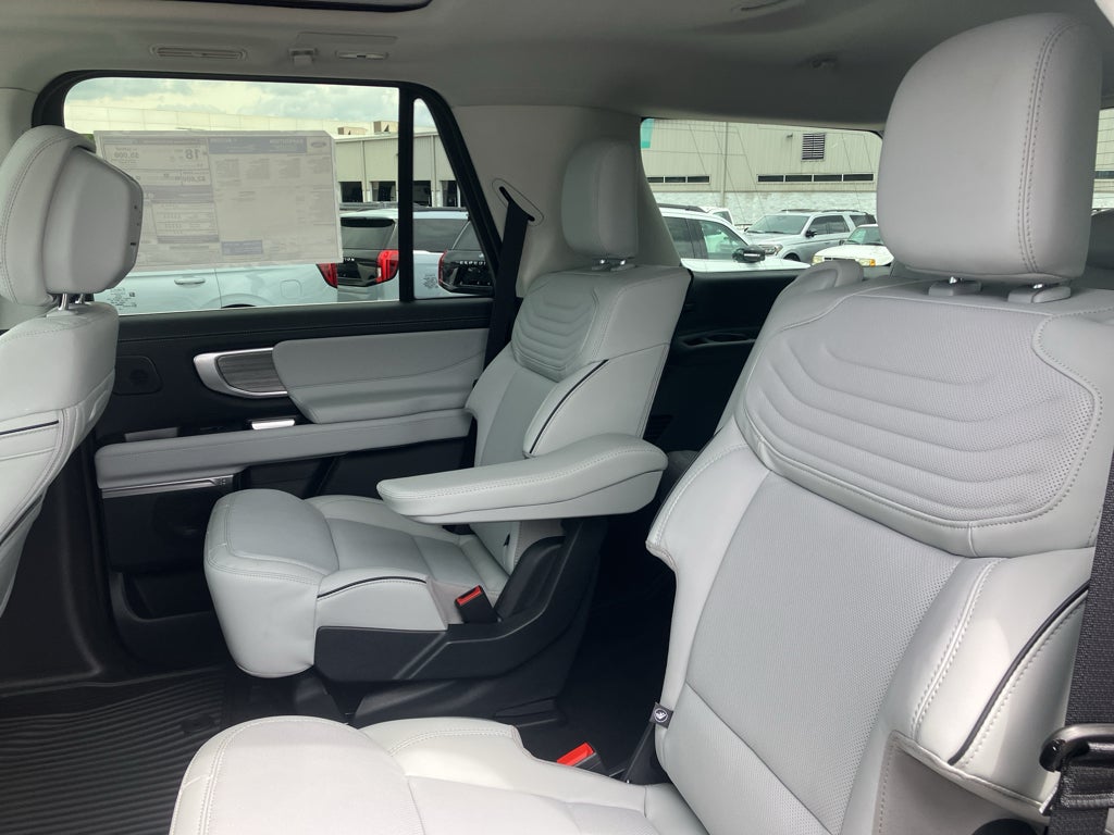 2027 Ford Expedition 4X4 PLATINUM