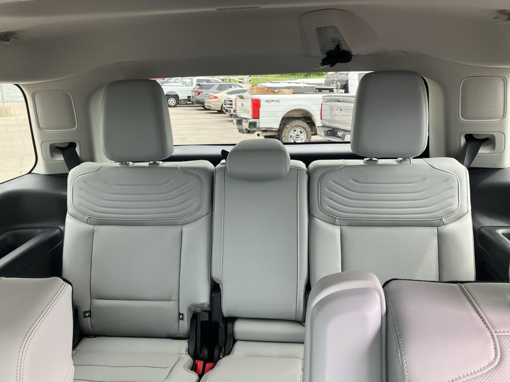 2027 Ford Expedition 4X4 PLATINUM