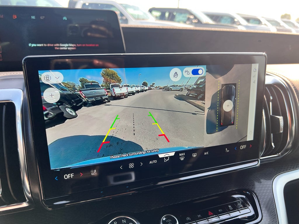 2025 Ford Expedition Platinum®