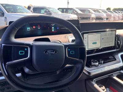 2025 Ford Expedition Platinum®