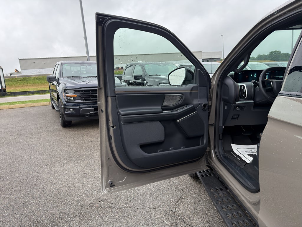 2026 Ford Expedition Tremor®