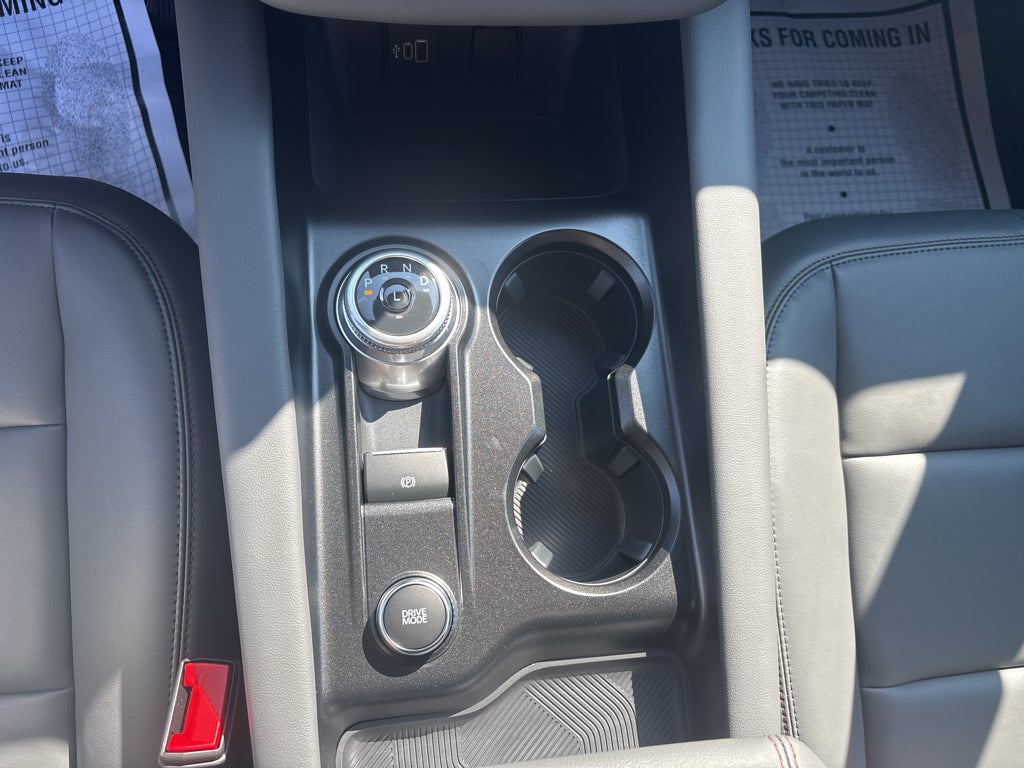 2027 Ford Explorer 4DR RWD ACTIVE