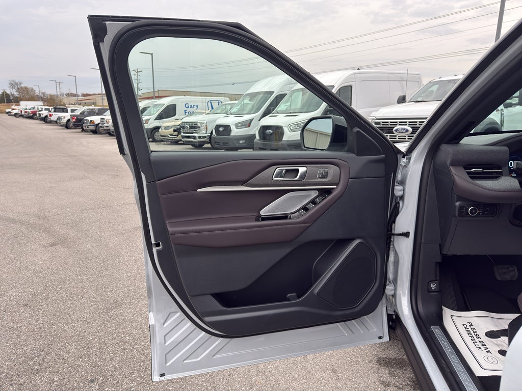 2026 Ford Explorer Platinum™