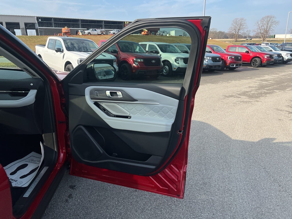 2026 Ford Explorer Platinum™