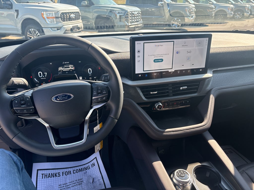 2027 Ford Explorer 4DR 4WD PLTNM