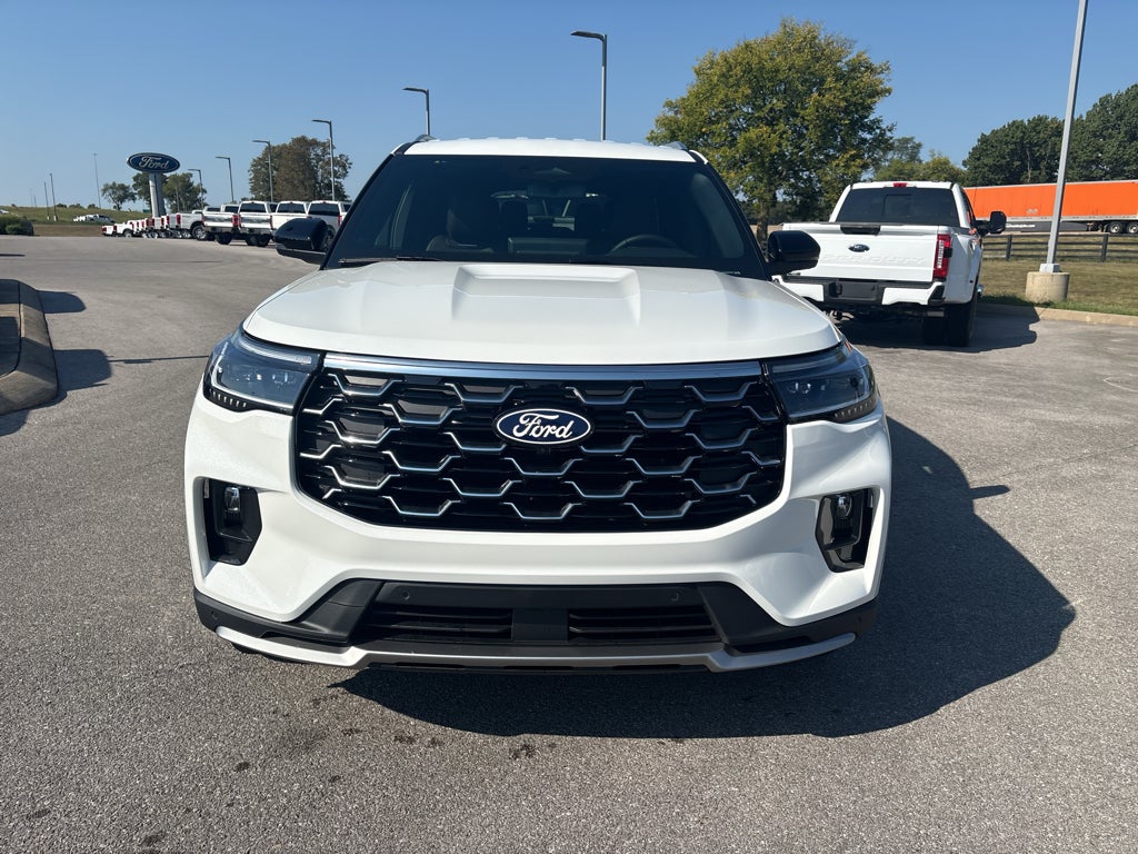 2027 Ford Explorer 4DR 4WD PLTNM