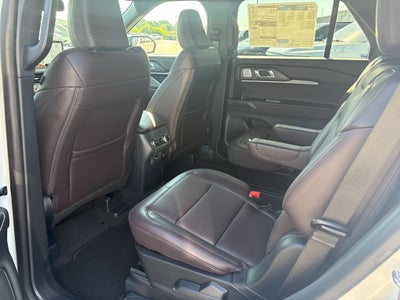 2027 Ford Explorer 4DR 4WD PLTNM