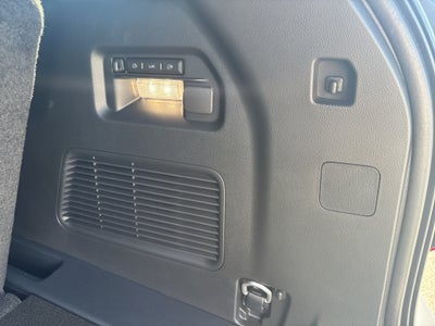 2027 Ford Explorer 4DR 4WD PLTNM