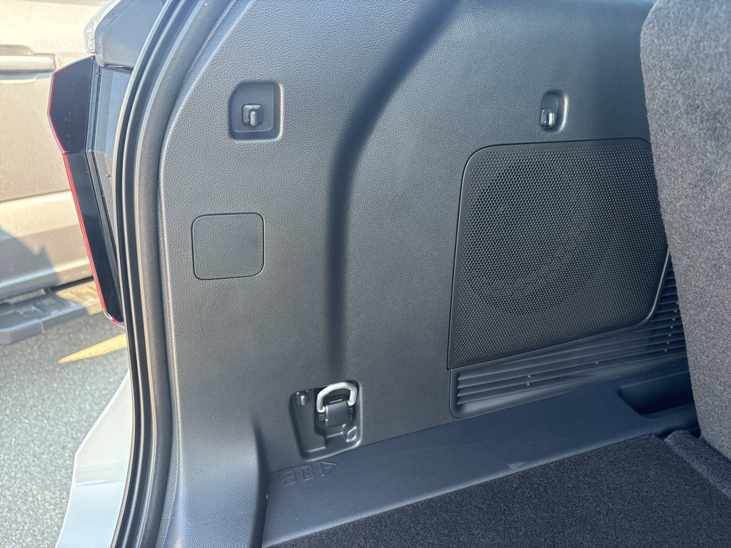 2027 Ford Explorer 4DR 4WD PLTNM