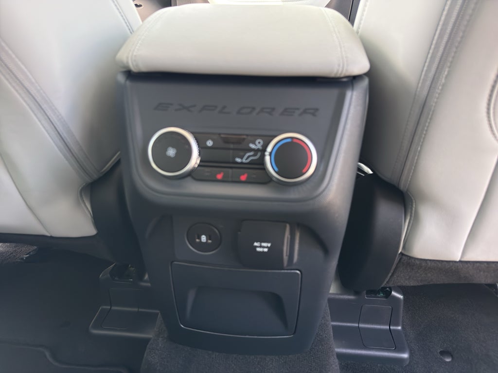 2026 Ford Explorer Platinum™