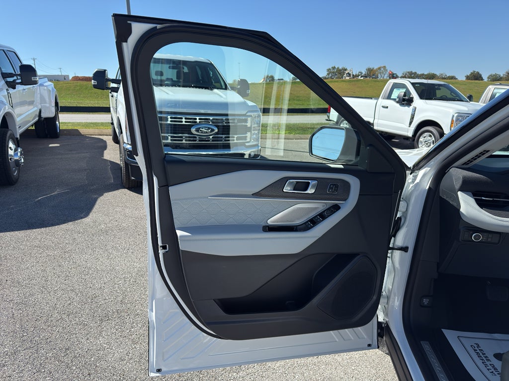 2026 Ford Explorer Platinum™