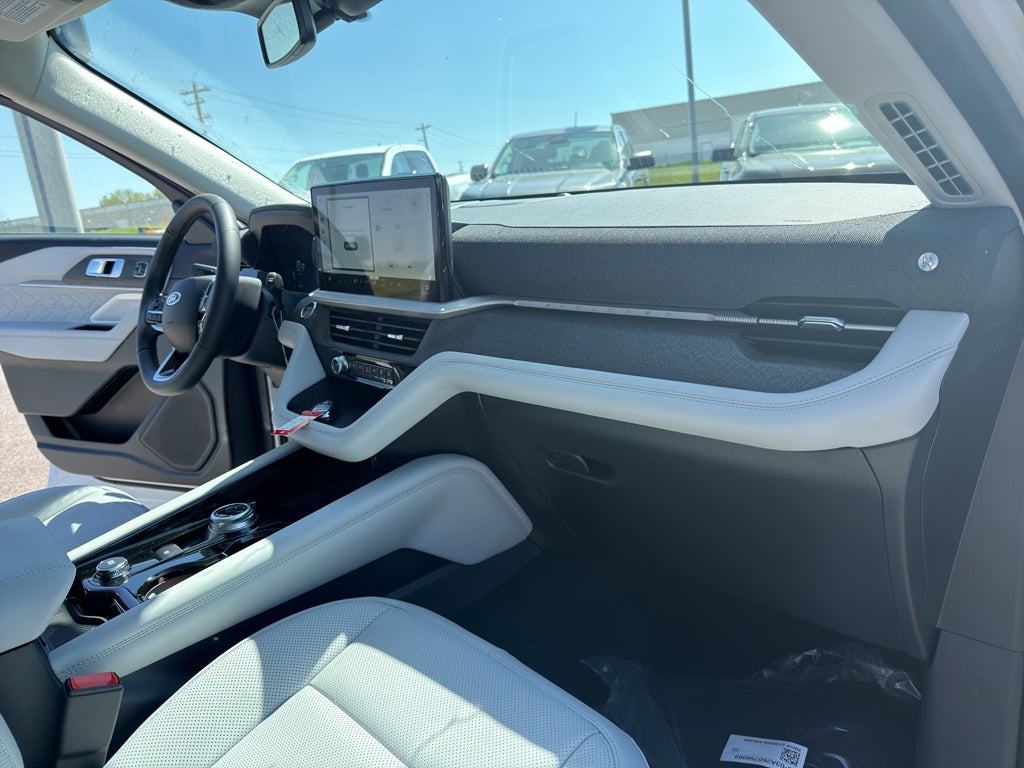 2026 Ford Explorer Platinum™