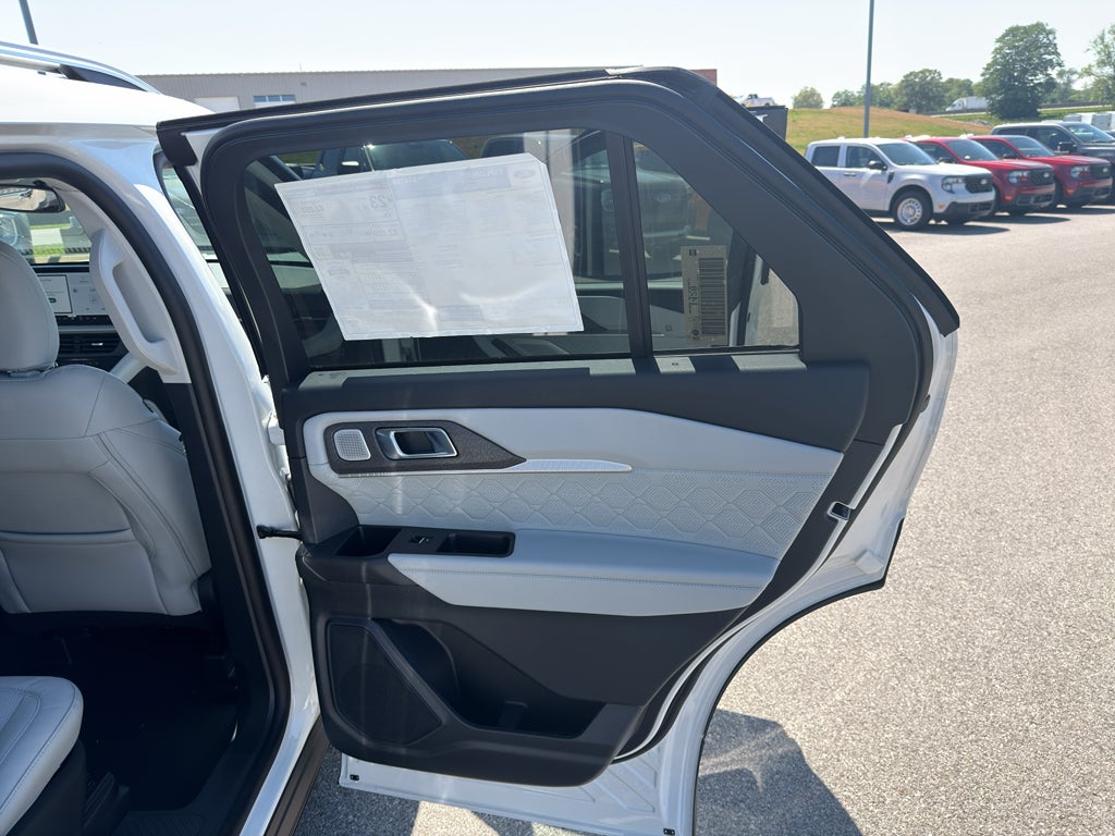 2026 Ford Explorer Platinum™