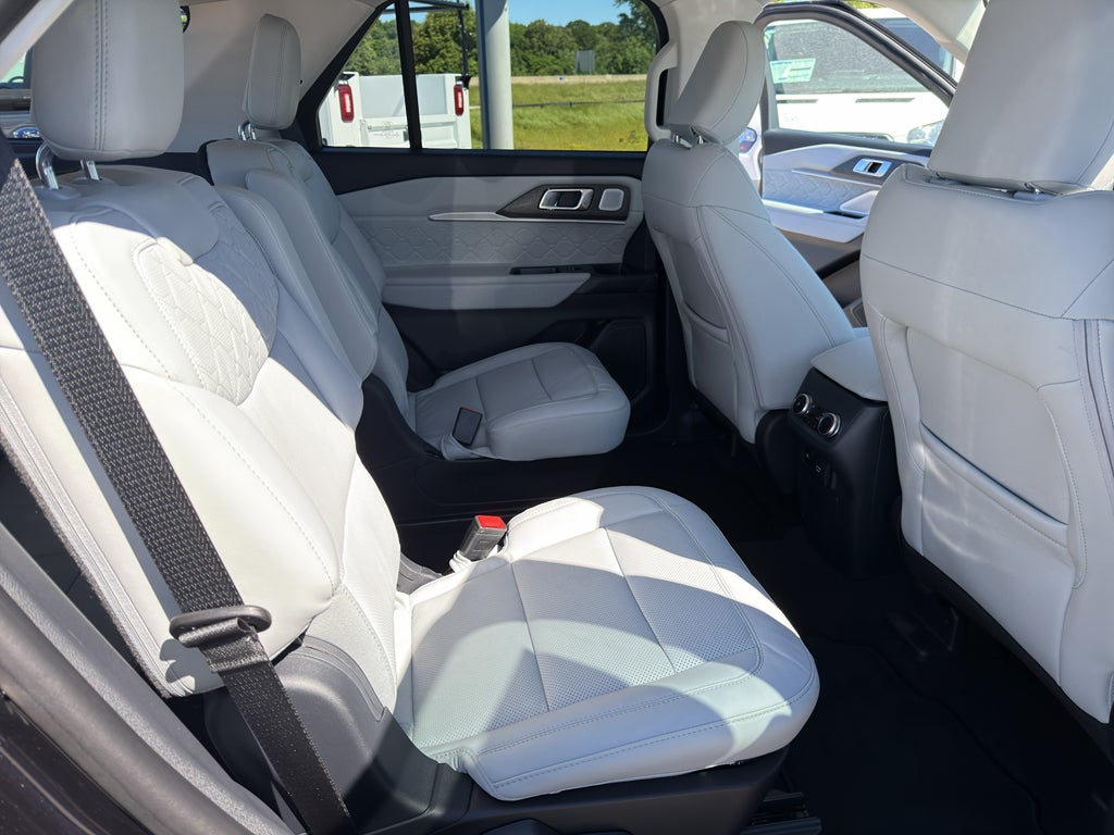 2026 Ford Explorer Platinum™