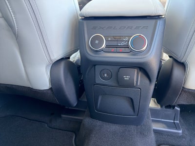 2026 Ford Explorer Platinum™