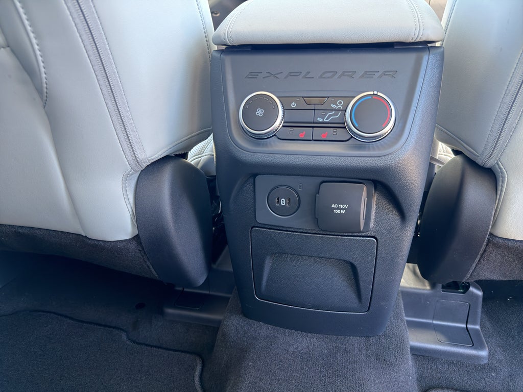 2026 Ford Explorer Platinum™