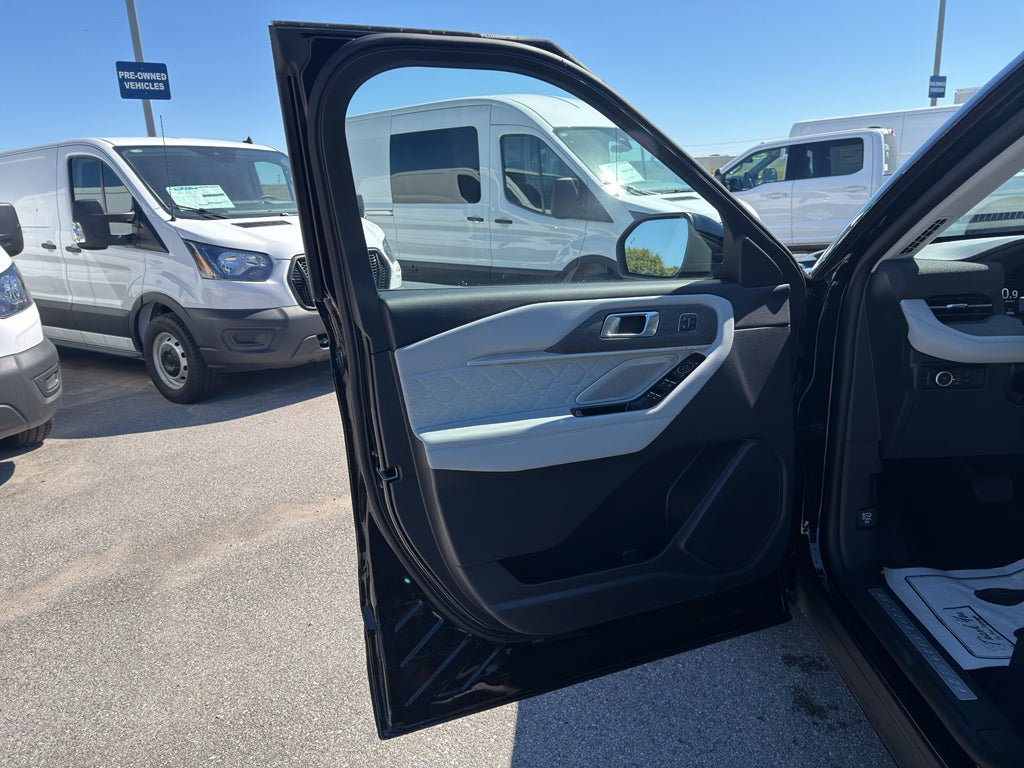 2026 Ford Explorer Platinum™