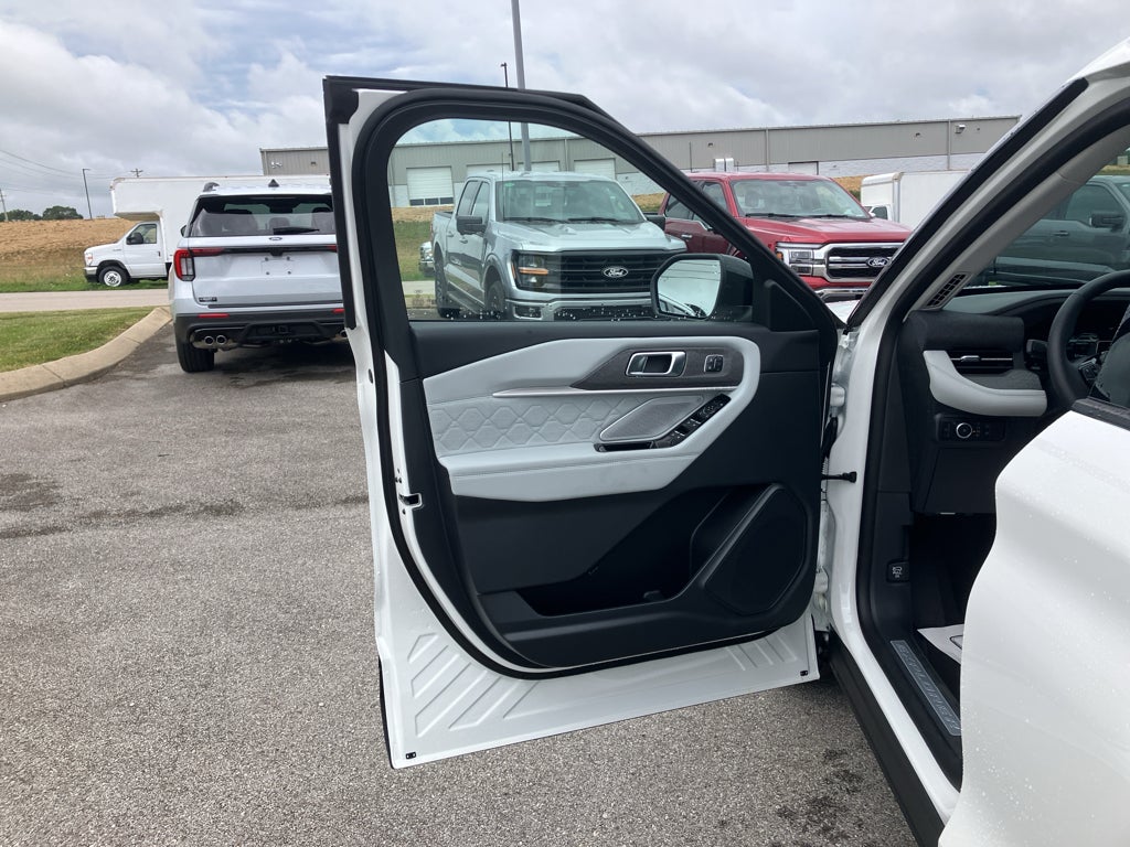 2026 Ford Explorer Platinum™