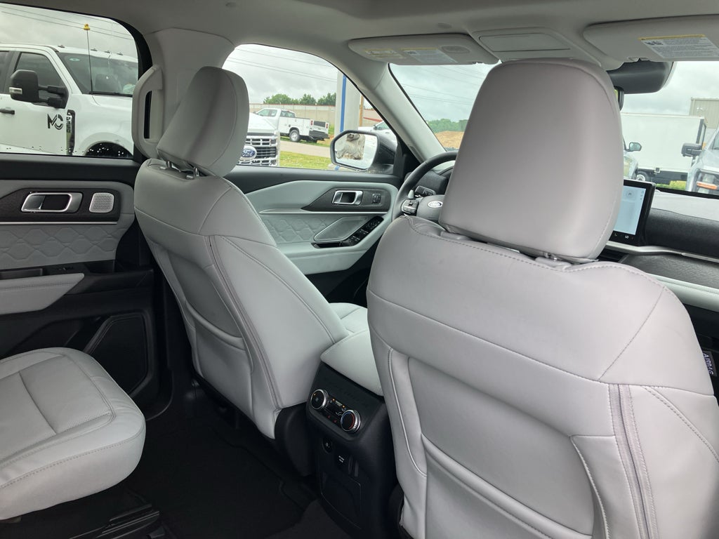 2026 Ford Explorer Platinum™