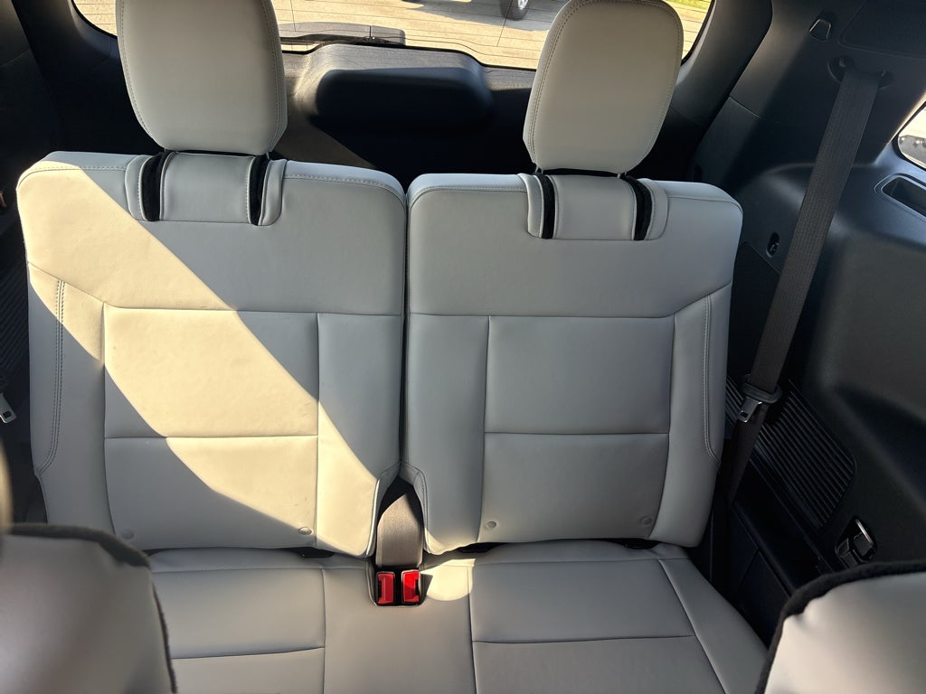 2027 Ford Explorer 4DR 4WD PLTNM